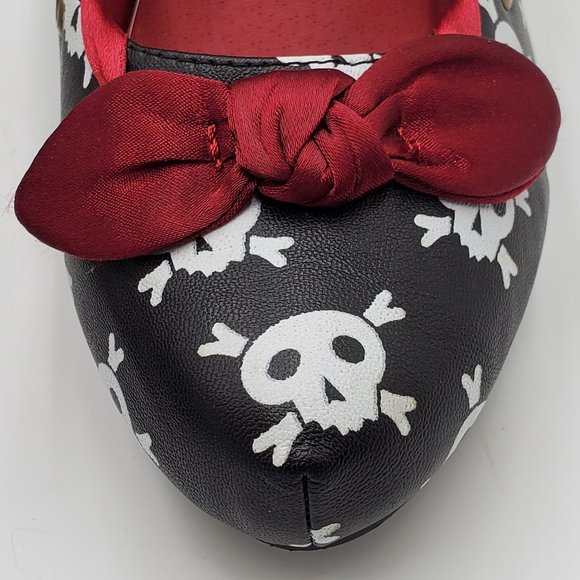 Ellie Skull & Crossbones Heels - Picture 7 of 15